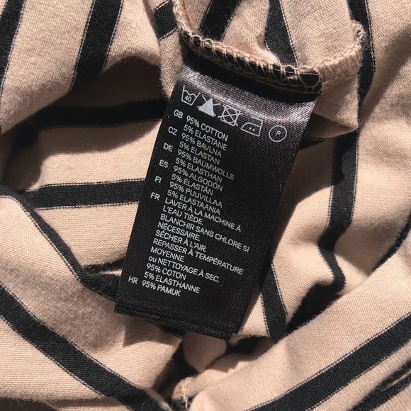 2/$20.00 H&M mini skirt - Picture 4 of 4